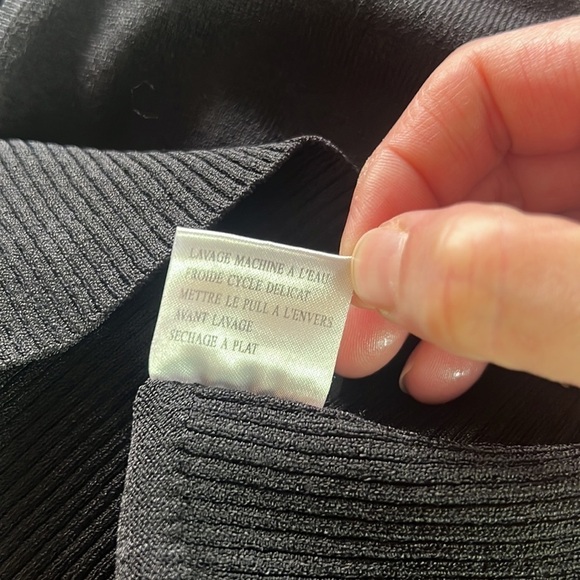 Mulberry Black V- Neck Mesh Details Knit Sweater Size XL - Picture 10 of 12